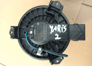 Toyota Yaris II  06-11 wentylator dmuchawy nawiewu silniczek 1