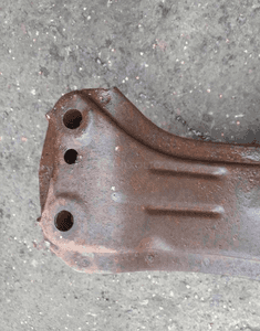 Mazda 626 97-02 Sanki belka kołyska tylna tylne 4