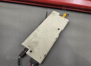 Bmw 5 F10 F01 wzmacniacz antenowy anteny sterownik sprawny wtyczki oryginał 3