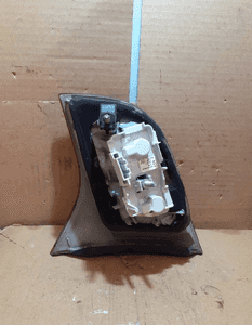 Lampa tylna lewa audi A4 B7 kombi nr 8E9945093 3