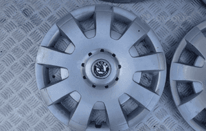 KOŁPAKI SKODA OCTAVIA RAPID SUPERB 16" 3T0601147 7