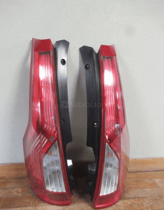 Lampa tylna tył prawa lewa citroen C4 picasso 2006-2010 1