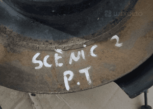 Zwrotnica piasta prawy tył tylna Renault Scenic II 5