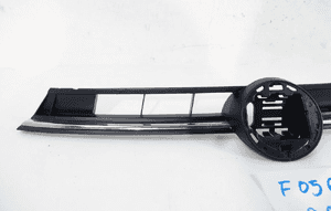 Volkswagen polo 2G0 vi lift 2020- grill atrapa zderzak przód 2G0853653S 2