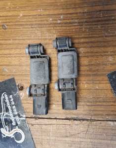 Czujnik 8E0959651 A Uderzenia Czujnik Uderzeniowy Sensor Audi A3 8P A4 B6 B7 A6 C5 6