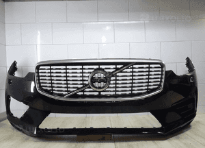 Volvo XC60 zderzak przód r-design 1