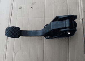 VW Golf Plus V Audi A3 1.9TDI pedal sprzegla EU 1K1721059 BE BB 1