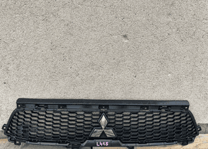 Grill atrapa zderzaka mitsubishi outlander ii lift 1