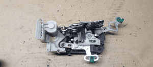 Zamek lewy przód przedni lewy Alfa Romeo 147 3