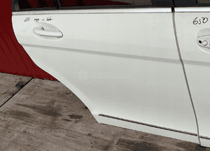 Mercedes W204 08-11 drzwi 650 prawy tył oryginał w kolor 13