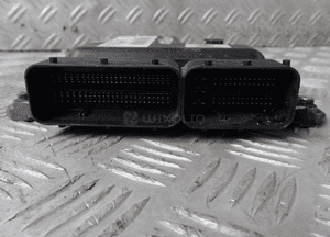 KOMPUTER STEROWNIK SILNIKA 55579893 OPEL 2