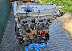 Silnik Słupek Motor 1.8 T Turbo AVJ BFB 150KM Audi A4 B6 B7 13