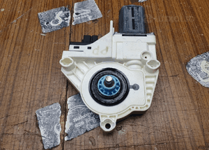 Silniczek Sterownik 8K0959801 8K0959802 8K0959811 8K0959812 Moduł Szyby Mechanizm Podnoszenia Przod Tyl Audi A4 B8 A5 Sedan Kombi 17