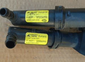 Volvo V50 S40 spryskiwacz reflektora lampy  lewy 2