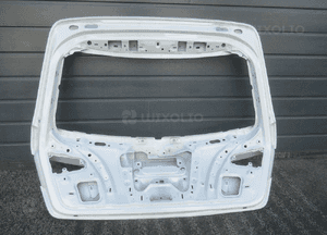 Klapa bagażnika tylna tył audi A3 8V4 2012- 13