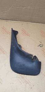 Chlapacz spoiler nadkola lewy przód przedni Land Rover Freelander 1