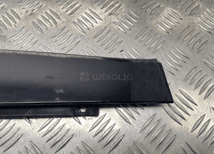 Audi Q5 8R nakładka osłona słupka lewa tył 8R0839901M 4
