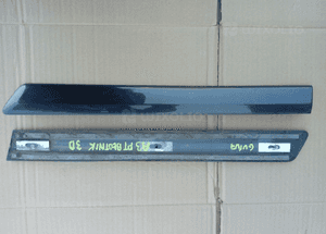 Audi A3 8P 3d listwa na blotnik tyl tylny P/L