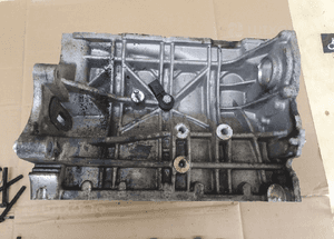 Blok 03C103019 G H Silnika Slupek Panewki 1.6 FSI BAG VW Golf V A3 8P Leon II Jetta 03C103019 G H 9