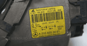 Lampa przednia prawa mercedes c-klasa W203 lift 8
