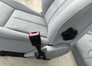 MERCEDES E 210  boczki tapicerki fotel fotele podgrzewane elegance jasne 13