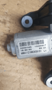 Silniczek wycieraczki tył opel astra j nr 13256917 2