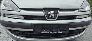 Peugeot 807  zderzak przód przedni EZRC 1