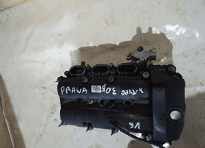 Głowica silnika prawa jaguar x-type 3.0 V6 03R 4