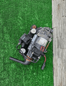 Sprężarka zawieszenia bmw 7 G11 G12 9813293 1