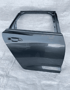 Audi A6 C8 kombi drzwi prawe 1