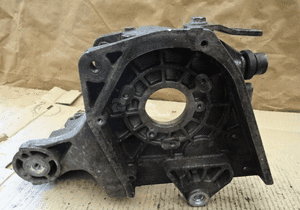 ŁAPA MOCOWANIE POMPY OPEL VECTRA ASTRA 55187918 2