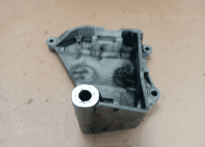Łapa mocowanie alternatora VW Touareg 2.5 TDI 070903143C 3