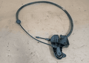 Linka otwierania maski uchwyt Audi Q5 8R1823633 8R1823535 1