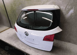 Klapa tył tylna bagażnika opel astra j iv 4 kombi Z40R biały 2