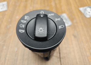 Włacznik 8E0941531D Przełacznik Świateł Mijania Pokretło Halogeny Auto AUDI A4 B6 B7 Seat Exeo 2