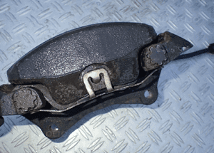 Zacisk przód prawy audi A4B8 A5 Q5 3