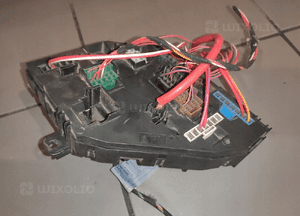 BMW 5 F10 F11 3.0D N57 MODUŁ SKRZYNKA BEZPIECZNIKÓW WTYCZKI 9210857 5