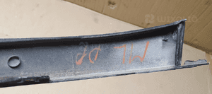 Listwa pod lampę prawy przód przednia prawa Mercedes ML W163 1638260277 6