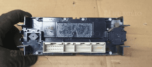 Panel nawiewu klimatyzacji klimy klimatronic Skoda Superb 4
