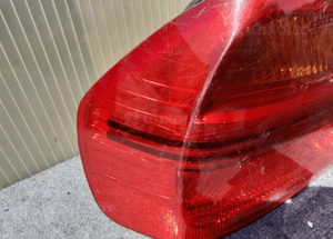 Lampa tylna tył lewa bmw E90 sedan oryginał wysyłka! 3