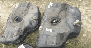 Mazda 6 02-07 1.8 2.0 2.3 16V  2.0citd Zbiornik Paliwa osłona 4