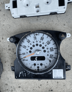 Mini Cooper R50r52  zegary licznik anglik benzyna 3