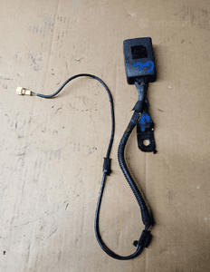 Zapinka pasa prawy przód przednia prawa Mercedes GL X166 W166 A1668600169 1