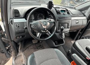 Mercedes viano 3,0 cdi średni long 2011r lift  karoseria  dokumenty 5