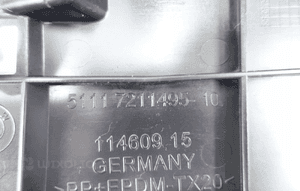 Ślizg zderzaka lewy przód bmw 6 F12 F13 7211495 6