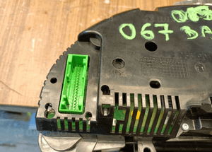 Licznik 8E0920901E Zegary Wskazniki Obudowa Europa 2.0 3.2 TFS FSI Audi A4 B7 10