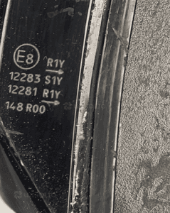 VW ID. BUZZ LAMPA TYŁ TYLNA W KLAPE LED ORYGINAŁ 20