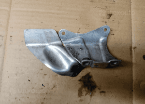 Osłona termiczna turbiny BMW M5 G30 F90 4.4 V8 7852133 3