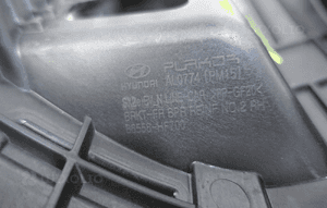Hyundai kona ii ev 2023- ślizg mocowanie zderzaka prawy przód 86558-HF700 5