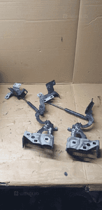 Zawias maski lewy prawy przód komplet Opel Vivaro B Trafic III 93458897 654010249R 4